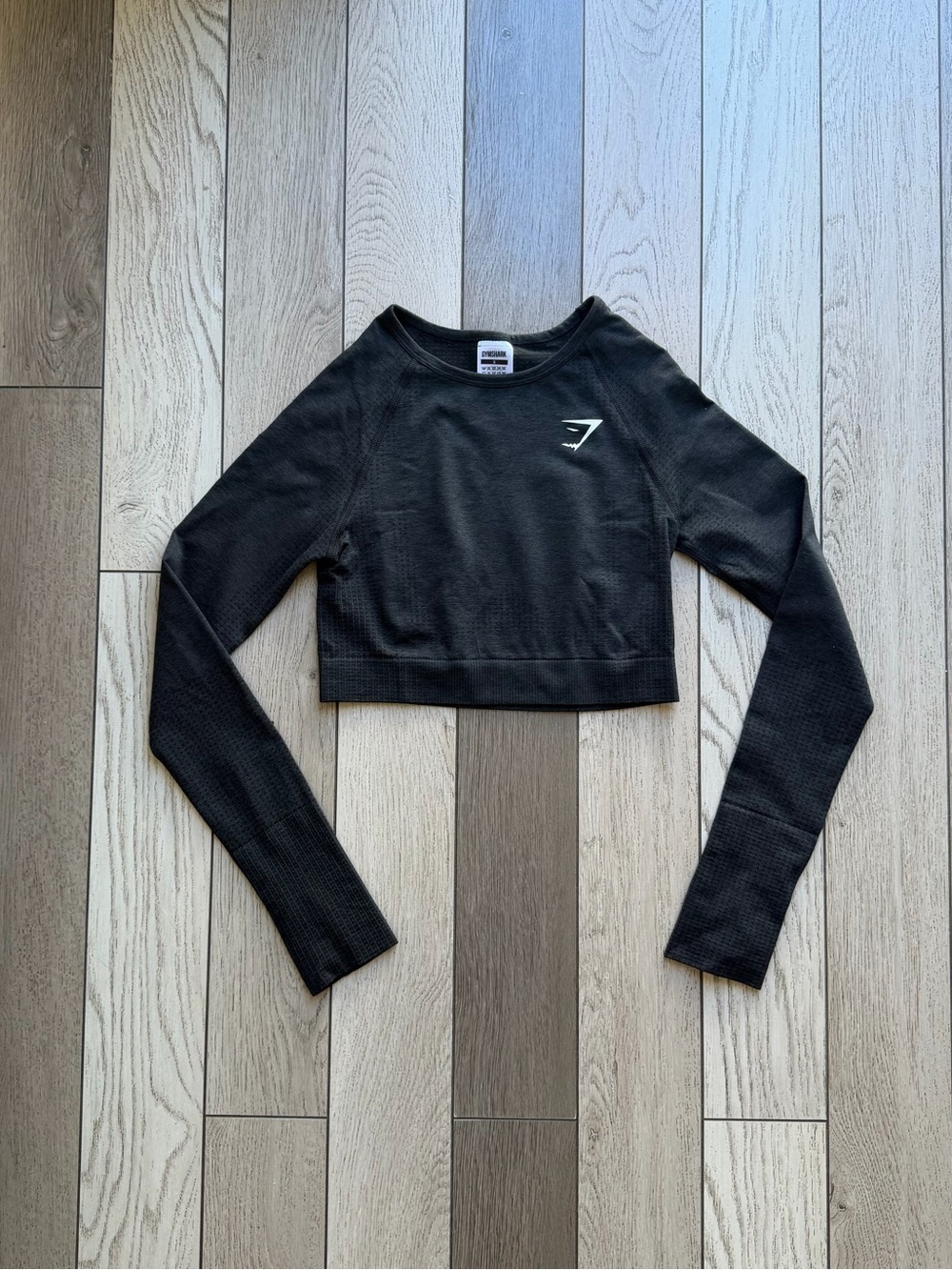 Gymshark Black Cropped Long-Sleeve Sweater S